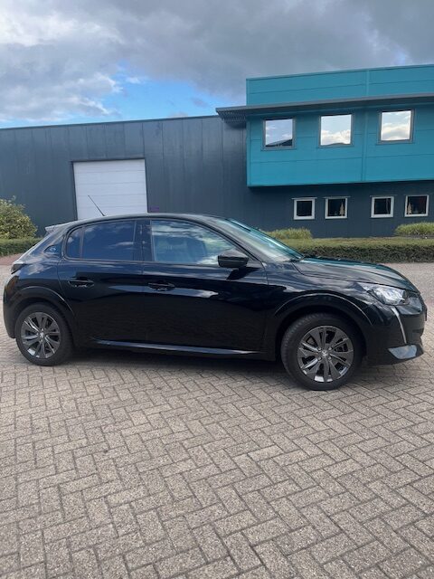 Peugeot E 208 allure 50 kwh