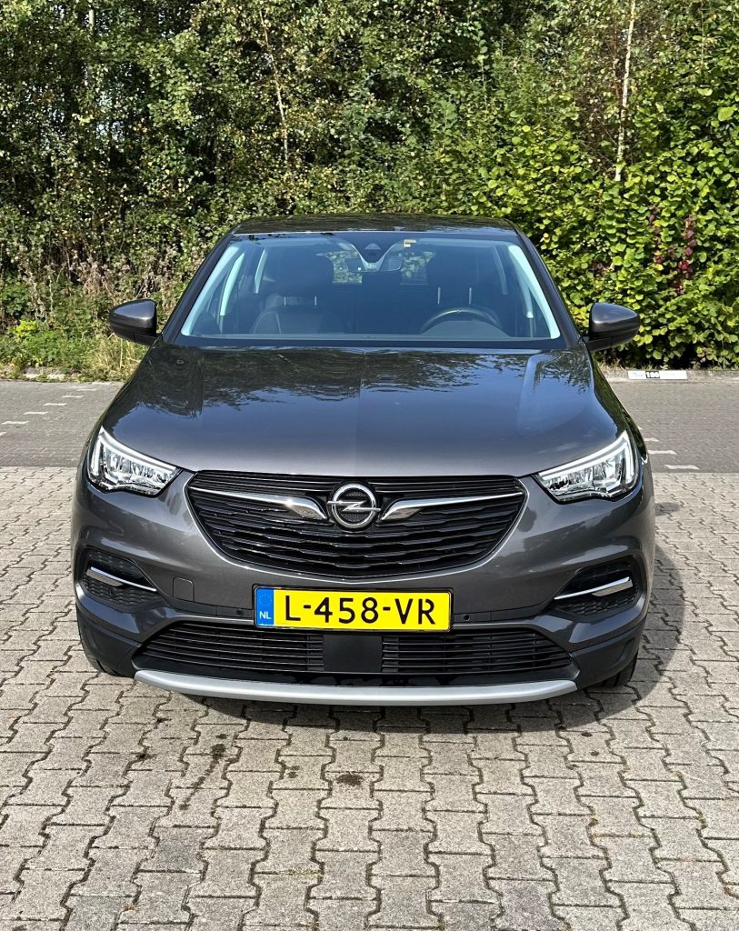 Opel Grandland X 1.6 turbo Hybrid Elegance