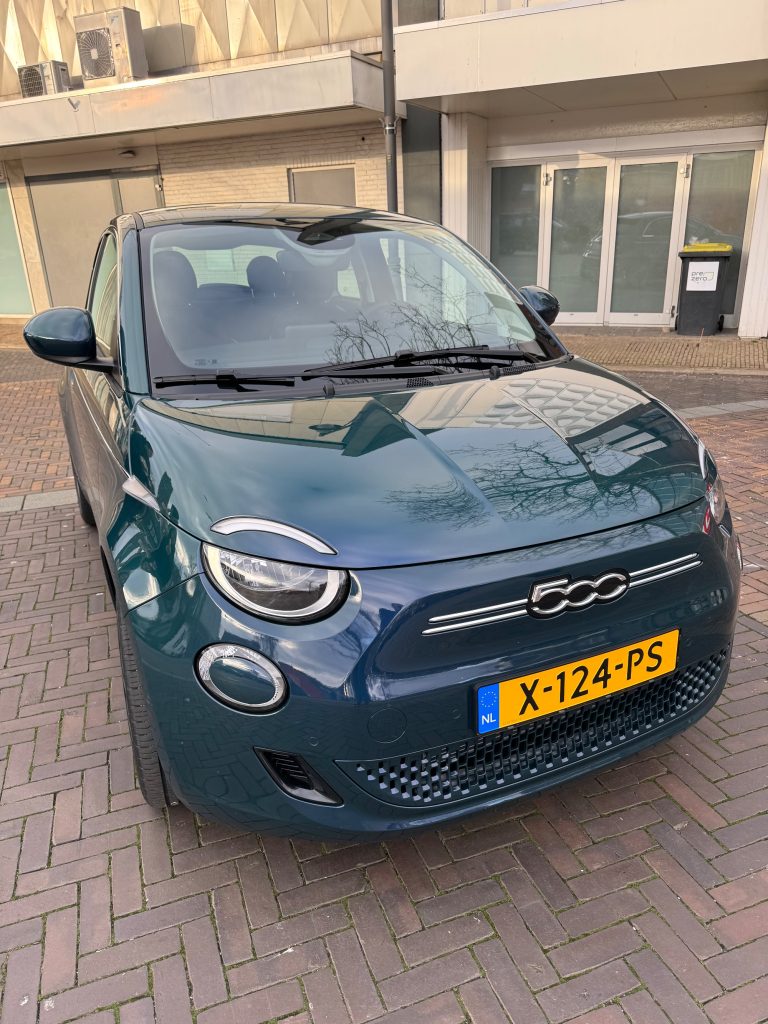 Fiat 500e Urban 3+1 4d 24kWh