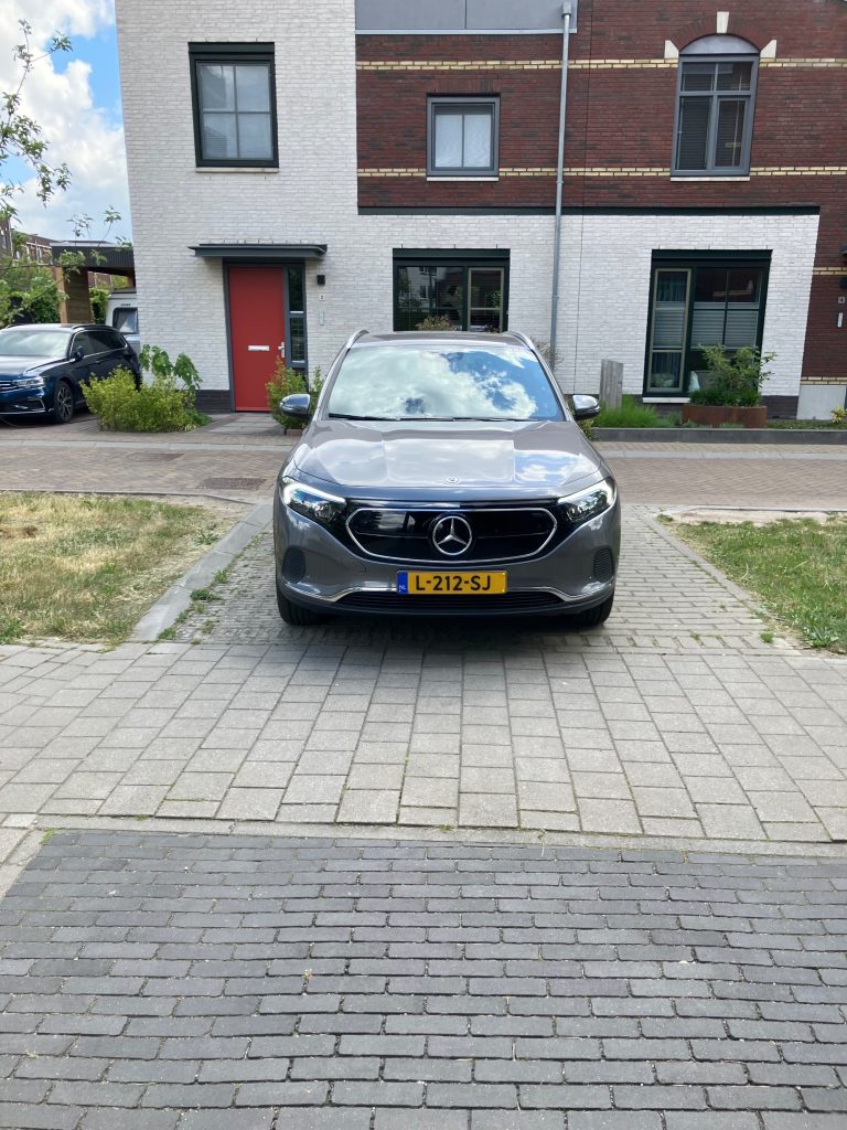 Mercedes-Benz EQA