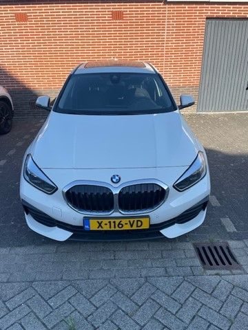 BMW 118i
