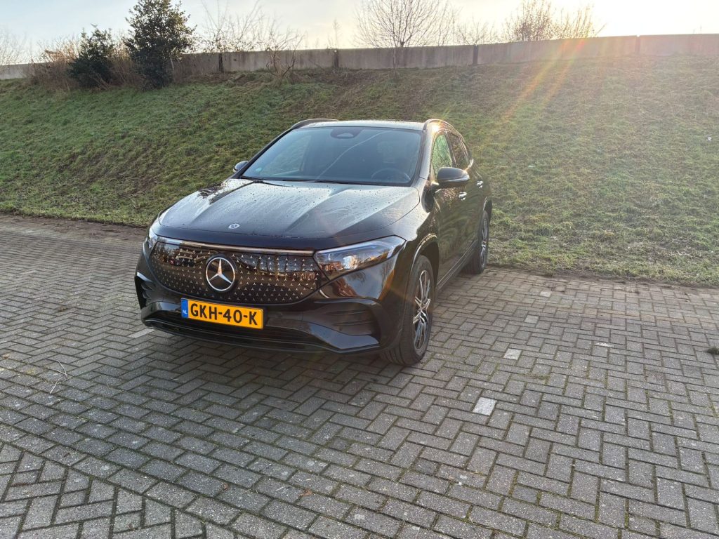 Mercedes-Benz EQA