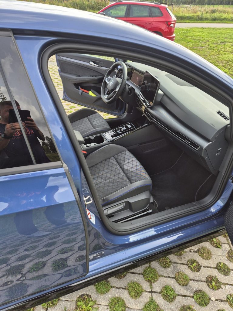 Volkswagen Golf R-Line Edition