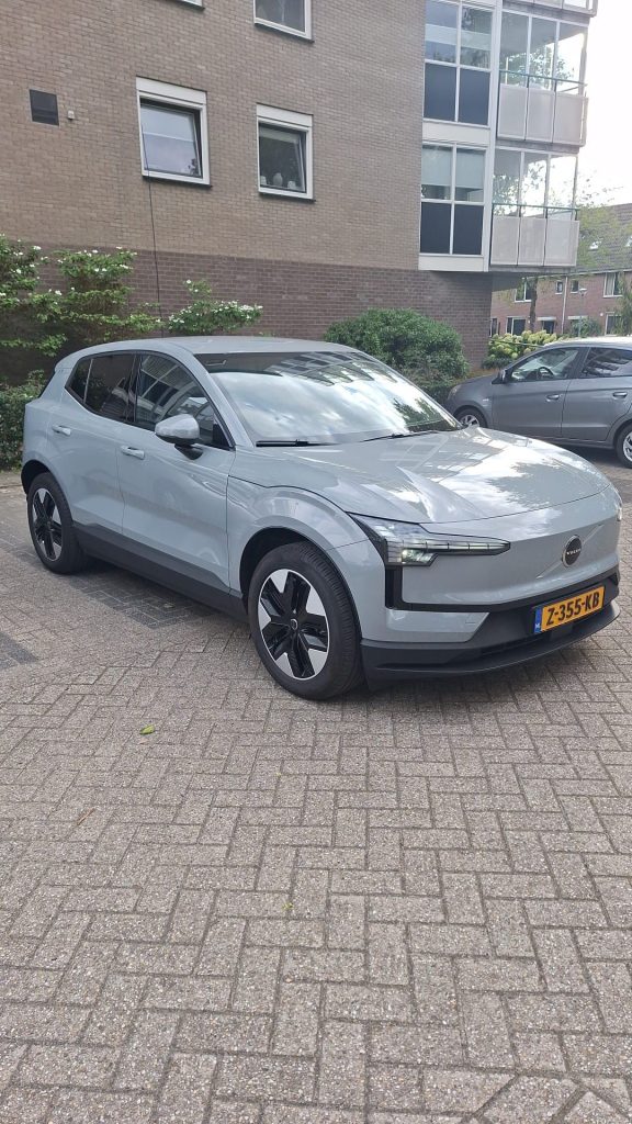 Volvo EX 30 single core